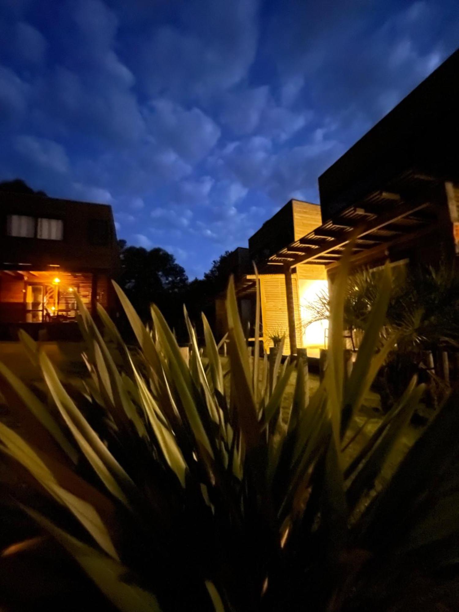 Rosa Lodge Lofts Praia do Rosa Eksteriør bilde